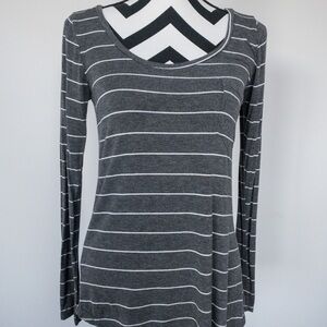 💖Love Charm Grey and White Stripped Shirt Sz Sm